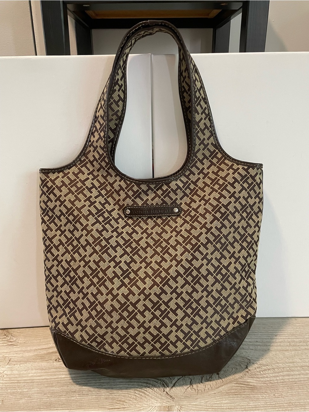 Tommy Hilfiger Brown Patterned Purse/Tote with Dark Trim and Logo